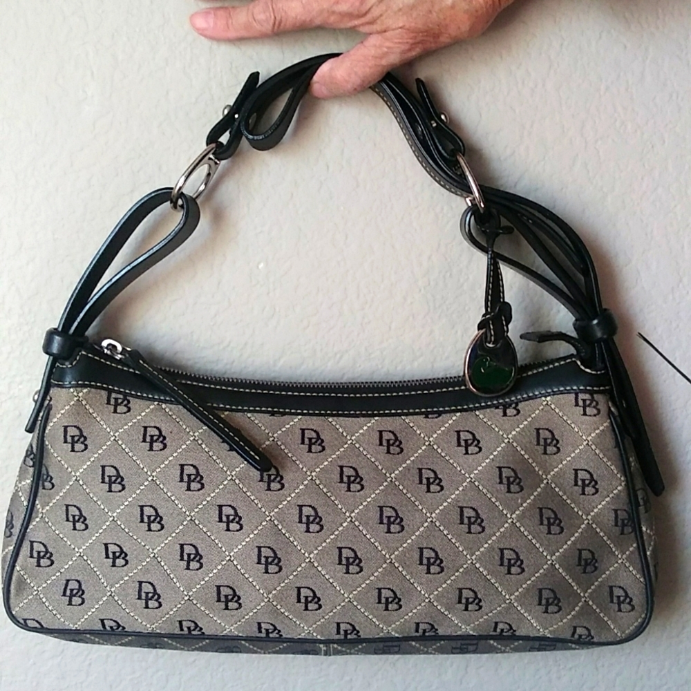 Dooney & Bourke Db Triangle Quilt Pattern Canvas … - image 1